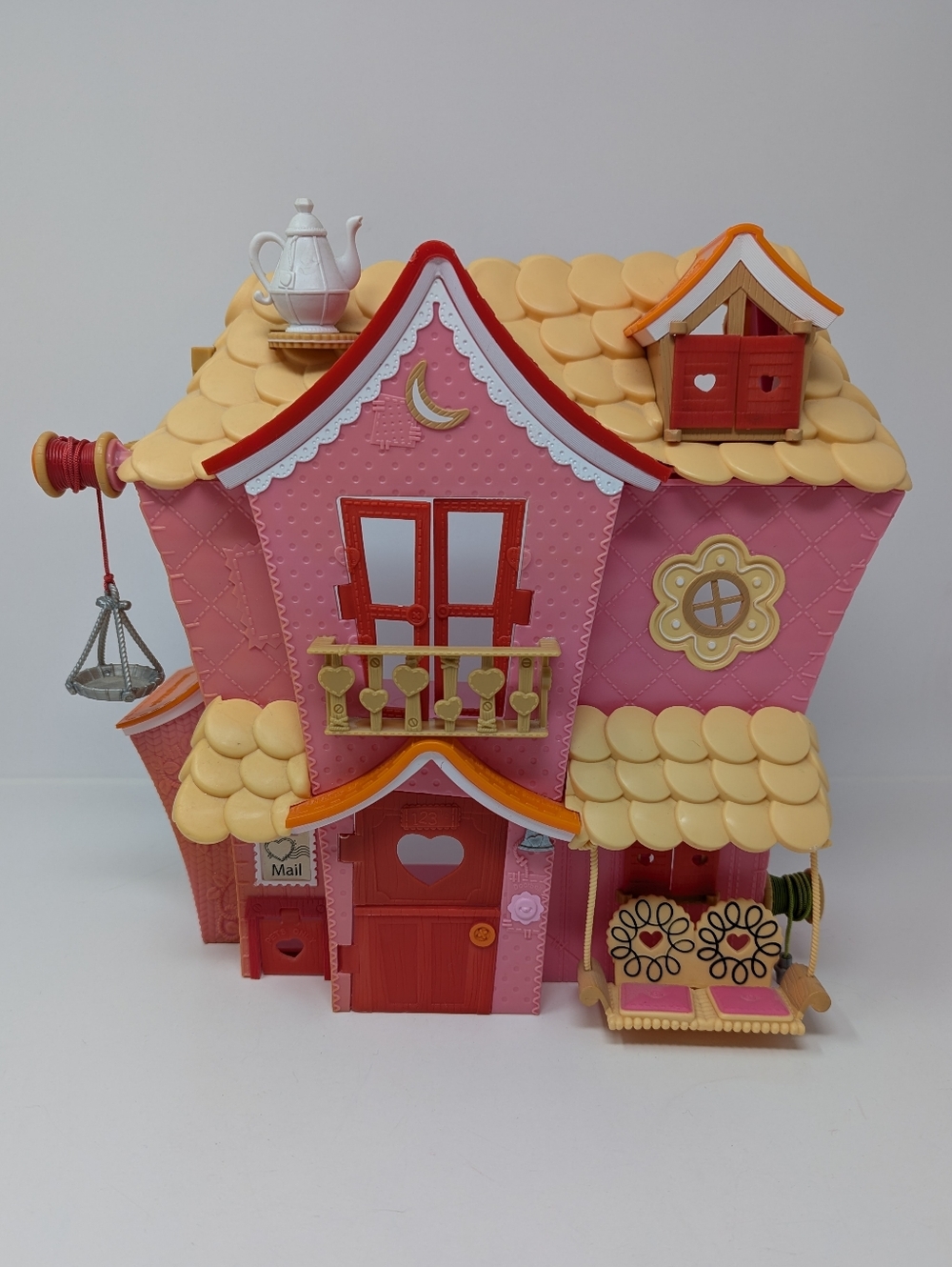 Lalaloopsy Sew Sweet Playhouse Doll House